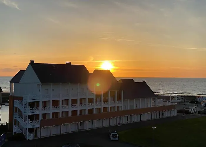 Deauville, Superbe F4 - Marina - Double Expo Vue Rare ! Daire Deauville