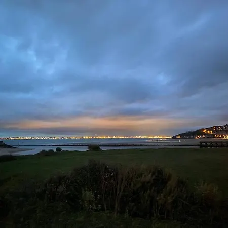 Deauville, Superbe F4 - Marina - Double Expo Vue Rare ! *