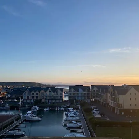 Deauville, Superbe F4 - Marina - Double Expo Vue Rare ! * Deauville