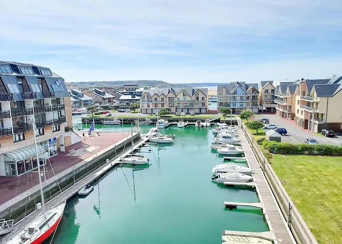 Deauville, Superbe F4 - Marina - Double Expo Vue Rare !